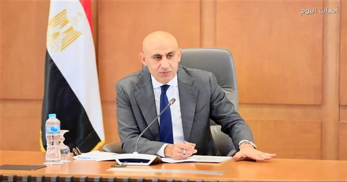 طلاب البكالوريا يطالبون وزير التعليم بإلغاء اختيار المسار المبكر