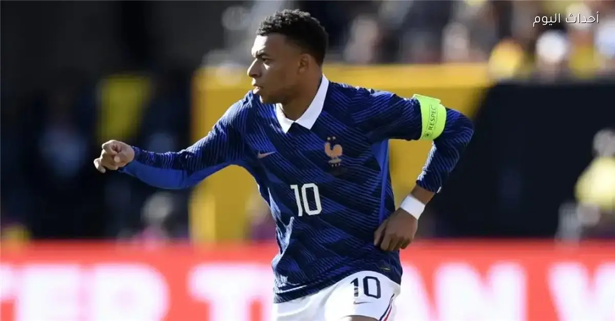 مبابي يثير الجدل بعد واقعة مع كانتي في مباراة فرنسا وكولومبيا