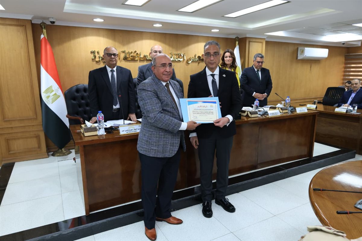 جانب من التكريم