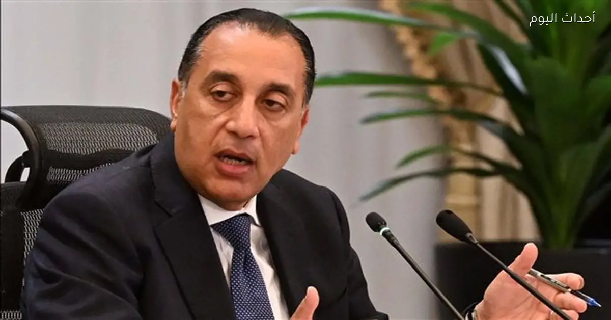 مدبولي يتفقد شركات صناعية في المنطقة الاستثمارية ببنها