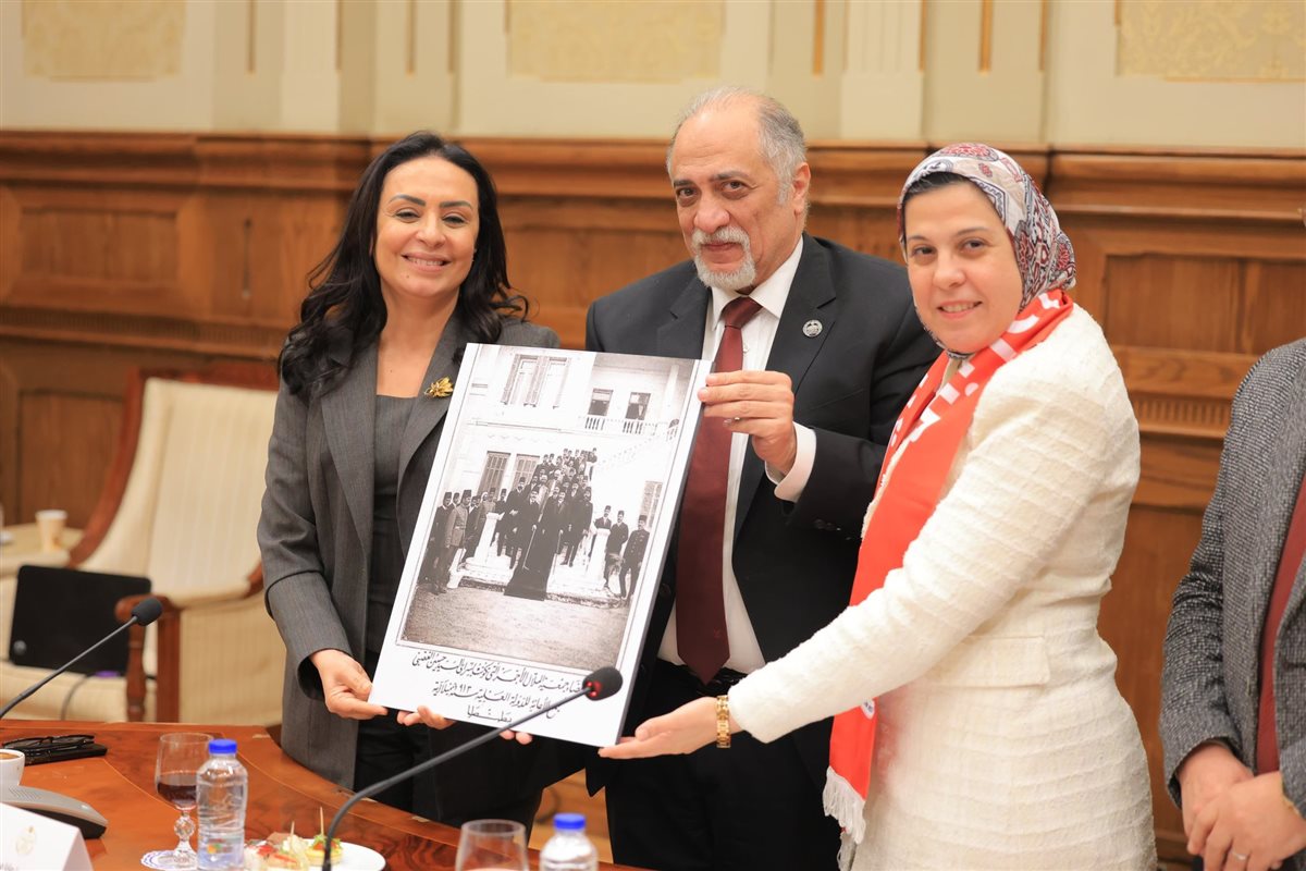 جانب من اللقاء