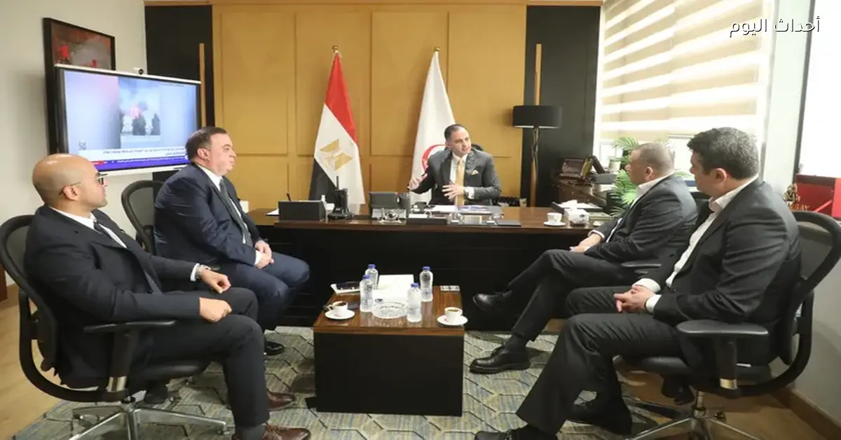 نائب وزير الصحة يناقش مع وفد أورانج دعم التحول الرقمي في القطاع الصحي