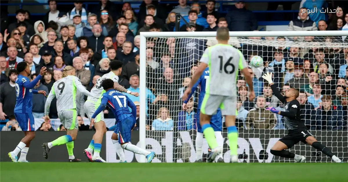 نيكو أوريلي يحرز هدف مانشستر سيتي الأول في شباك تشيلسي