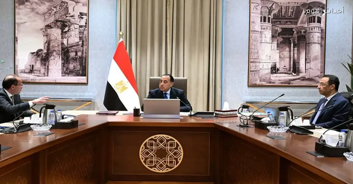 وزير الاتصالات يؤكد على جذب الاستثمارات من خلال توسيع مراكز البحث والتطوير في مدينة المعرفة