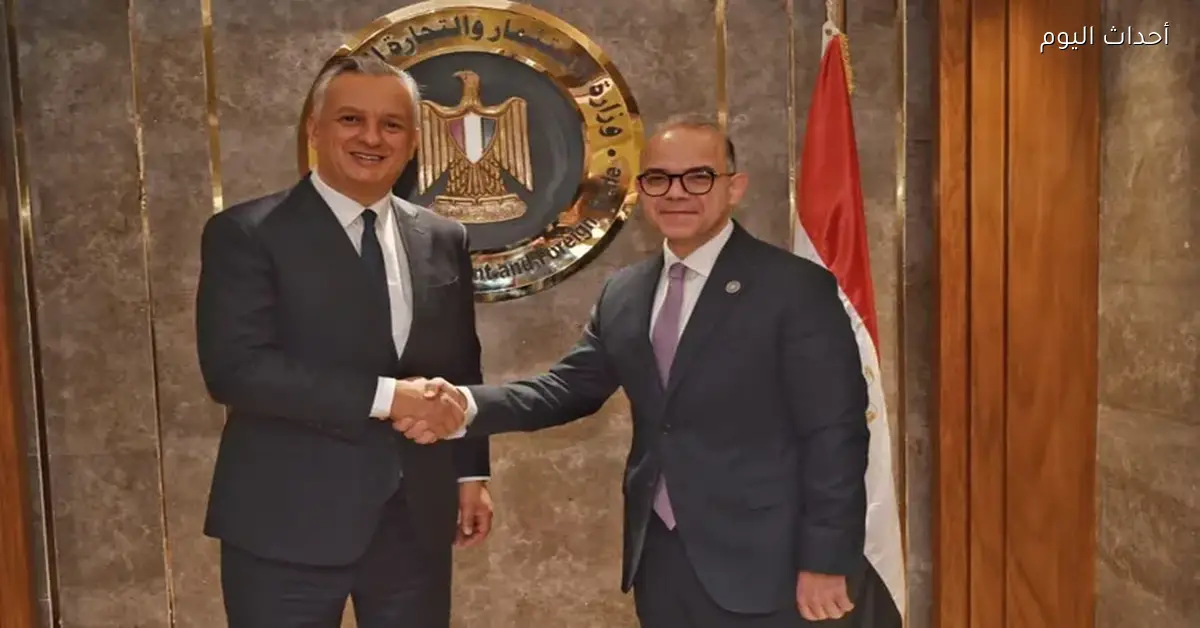 وزير الاستثمار يناقش مع نظيره المغربي تعزيز الشراكات الاستثمارية