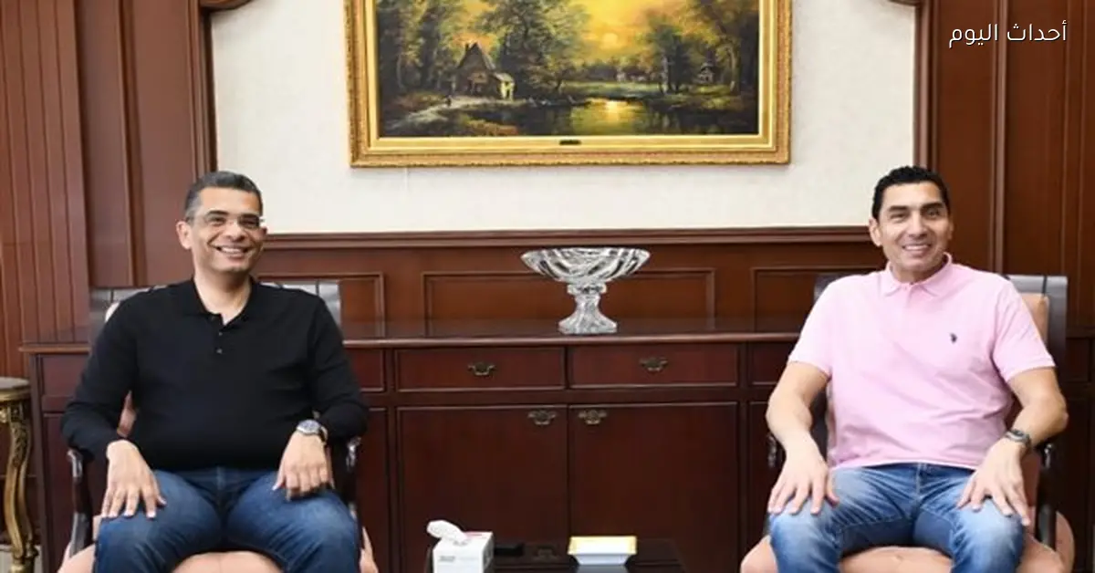 وزير الشباب والرياضة يلتقي محافظ البحر الأحمر قبل نهائي الاسكواش