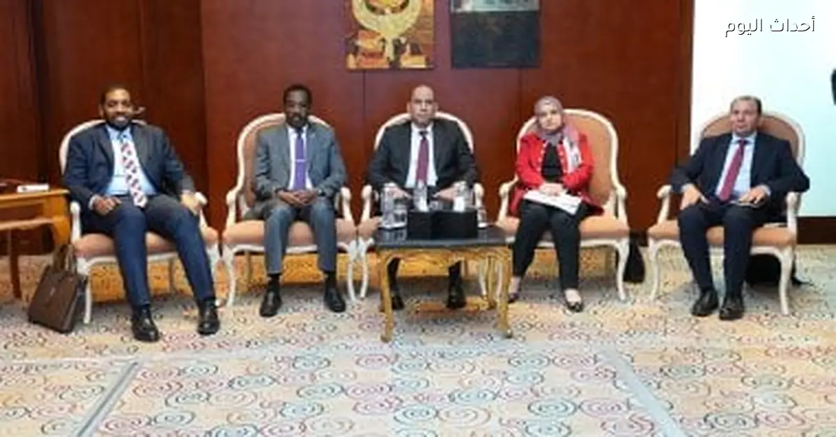 وزير العمل المصري يؤكد دعم مصر الفني والتدريبي للسودان في الإعمار